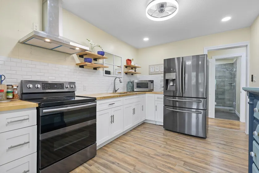 Retreat Near College Station & Lake Somerville - Image 1