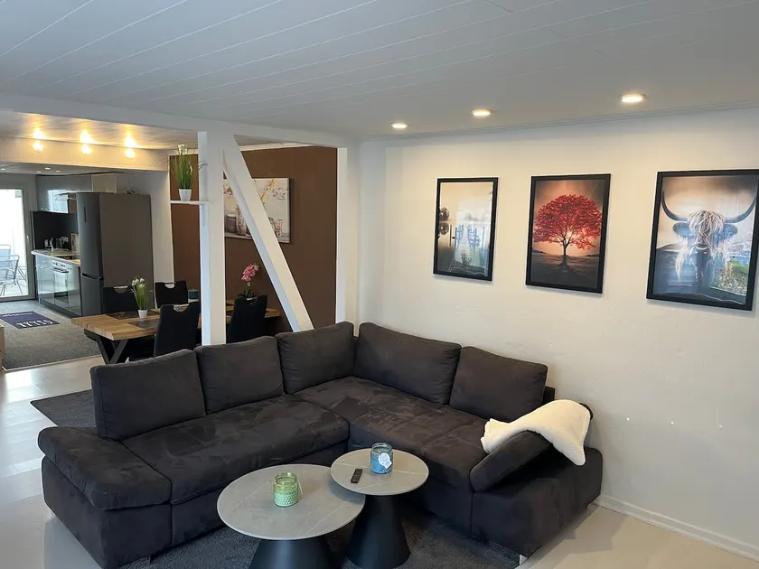 Charming holiday home in Wittenberge on the Elbe - Image 1
