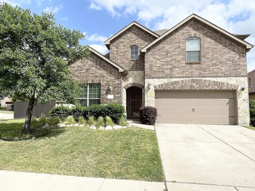 SuperHost ~ Spacious Home w/ 3 King Beds + Hot Tub - Image 1
