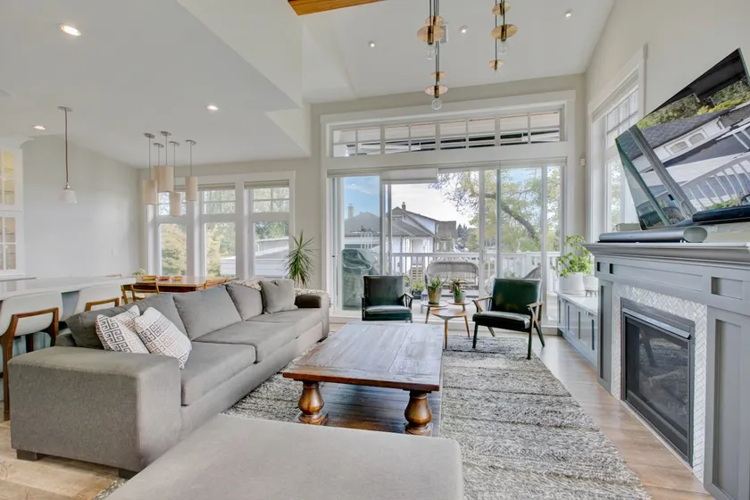 Luxury Home in New Westminster (Queensborough) - Image 1