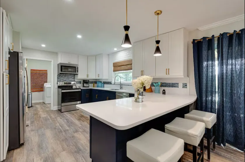Lookout Mtn Twin House Retreats | Dog-Friendly - Image 1