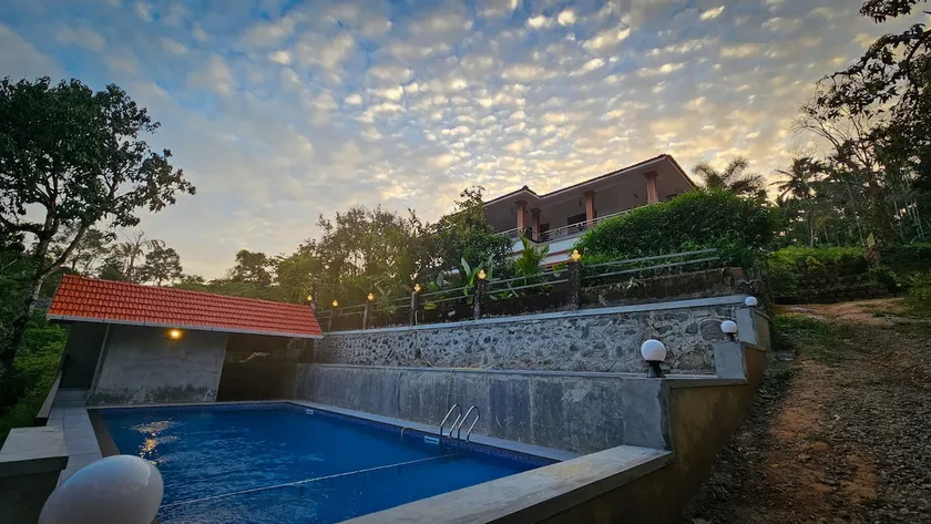 Honey villa 4bhk (Family and mixed group only) - Image 1