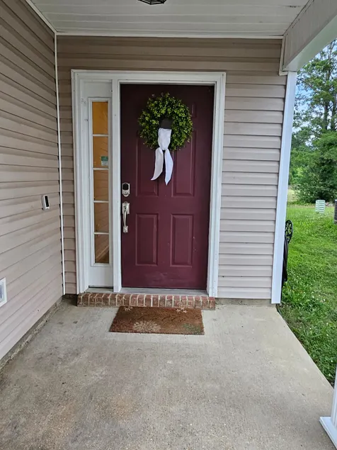 Maroon Magnolia - Close to campus sleeps 6 - Image 1