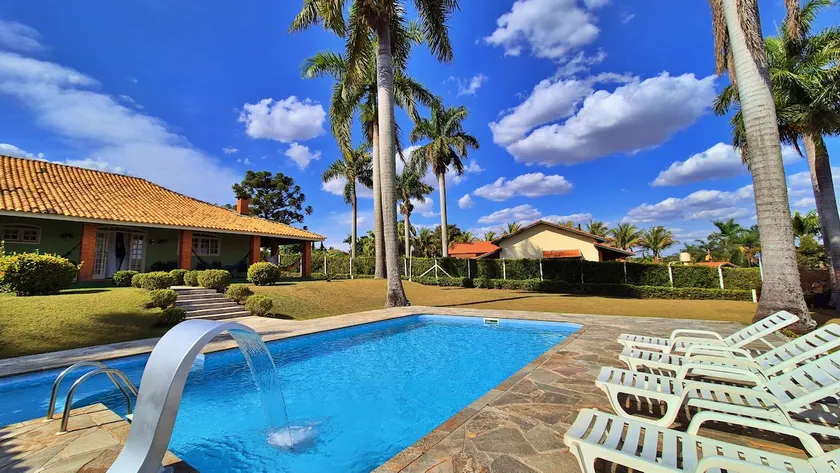 Exclusive Retreat in the Vitassay Condominium - Image 1