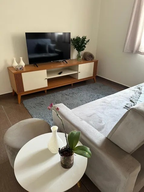 Entire Space | Close to Everything | Cozy - Image 1