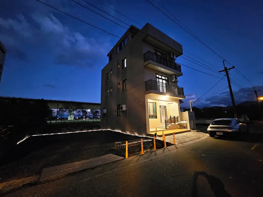 Dongshan Jianjin Detached B&B (with KTV, electric mahjong table, Nintendo switch, unlimited singing and barbecue) B&B number: 2974 - Image 1