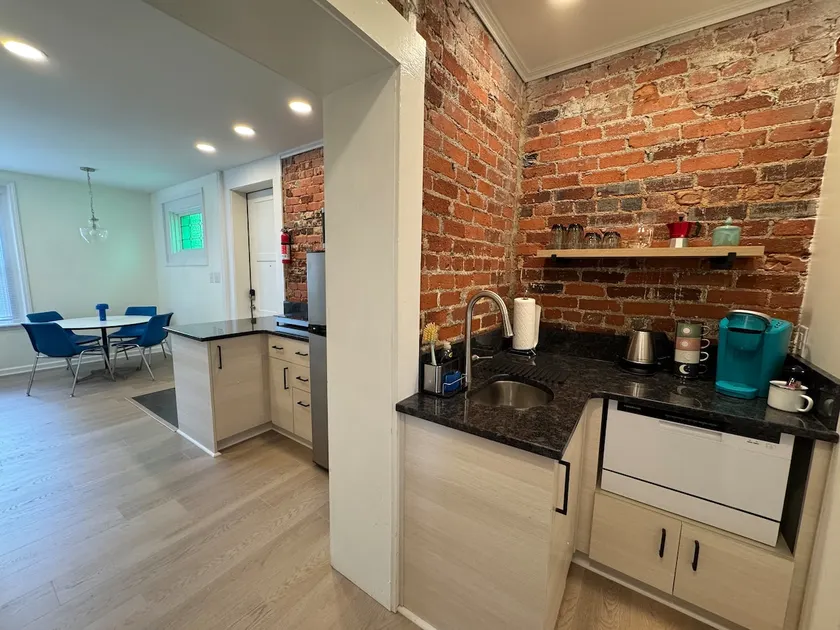 Cozy Downtown Lincolnton Getaway - Image 1