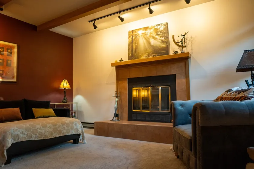 Cozy In-Town Condo | Pool | Hot Tub | Sauna - Image 1