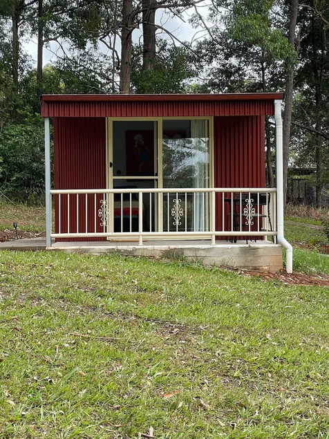 Ruby Red ECO Bush Cottage-Heated Pool, Sauna, Yoga - Image 1