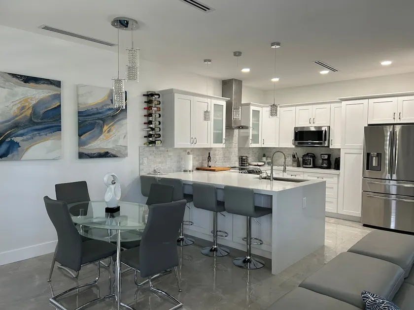 Bright & Cozy Florida Retreat near Port Charlotte - Image 1