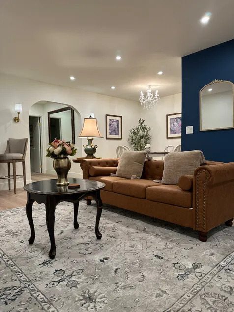 Elegant Retreat | Parisian Charm + Hollywood Glam! - Image 1
