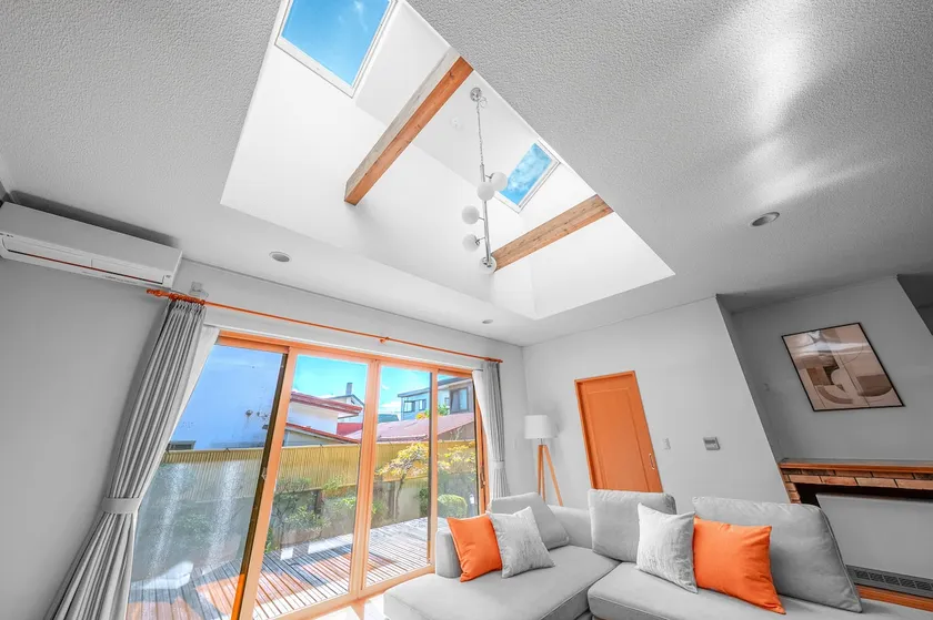 Bay Luna【8min by car to Goryokaku / 188㎡】 - Image 1