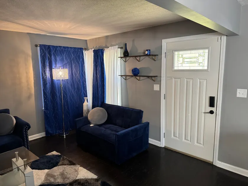 Modern 2BR Home w/ Finished Basement & Sunroom - Image 1