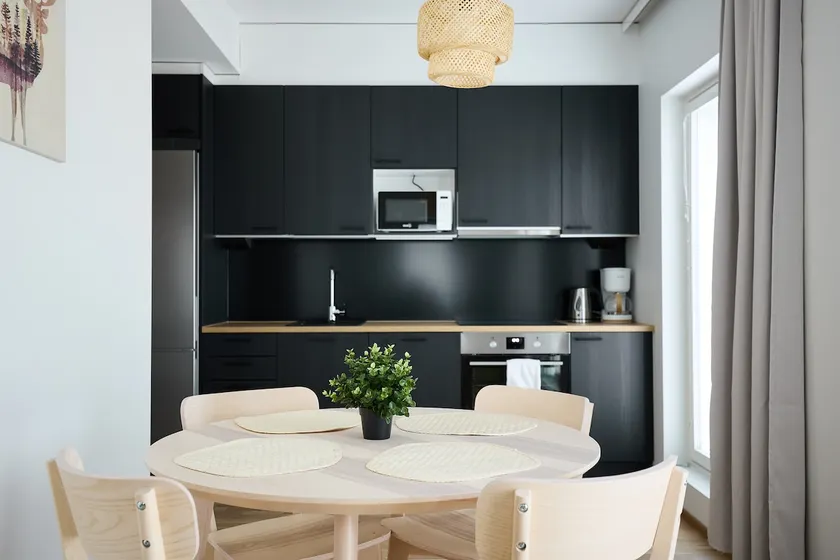Fresh apartment next to Train Station & Logomo - Image 1