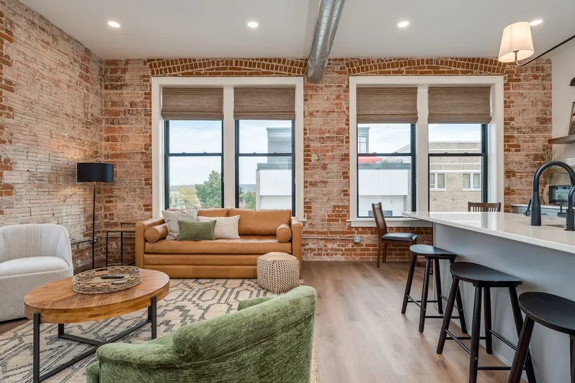 The Guten Tag Loft - Image 1