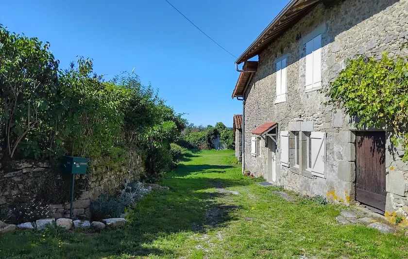 Les Tilleuls Farm - Image 1