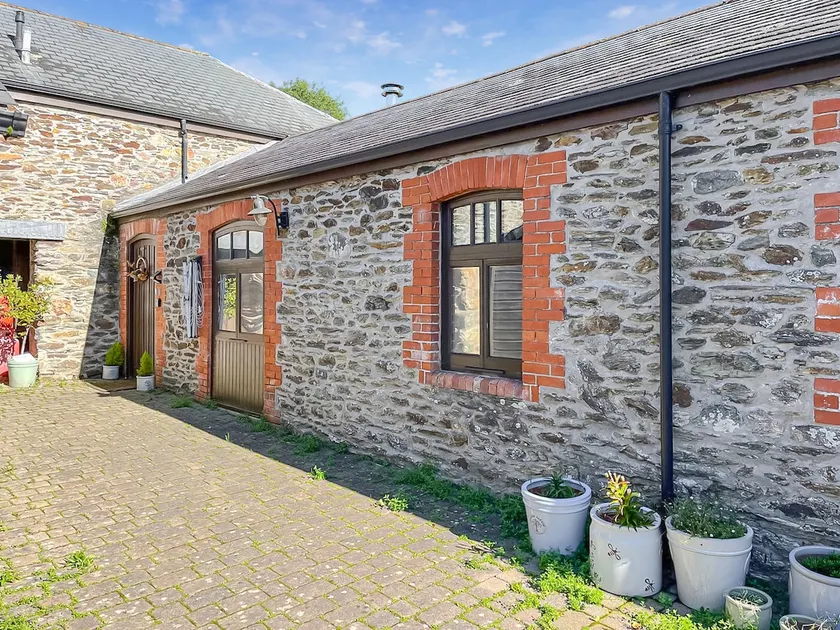 The Granary House - Image 1