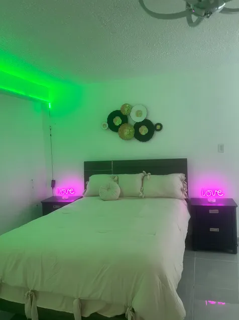 The AirBnB Corner #3-New Studio - Image 1