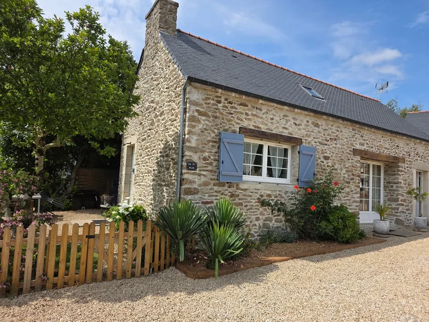 anty Glas 5 Country house with heated pool - Image 1
