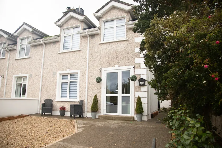5 mins to Rathsallagh House/20 min to Punchestown - Image 1