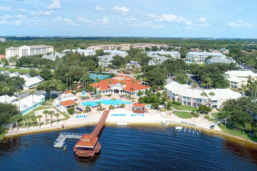 Sunny Stays: Summerbay 2-Bed Condo - Image 1
