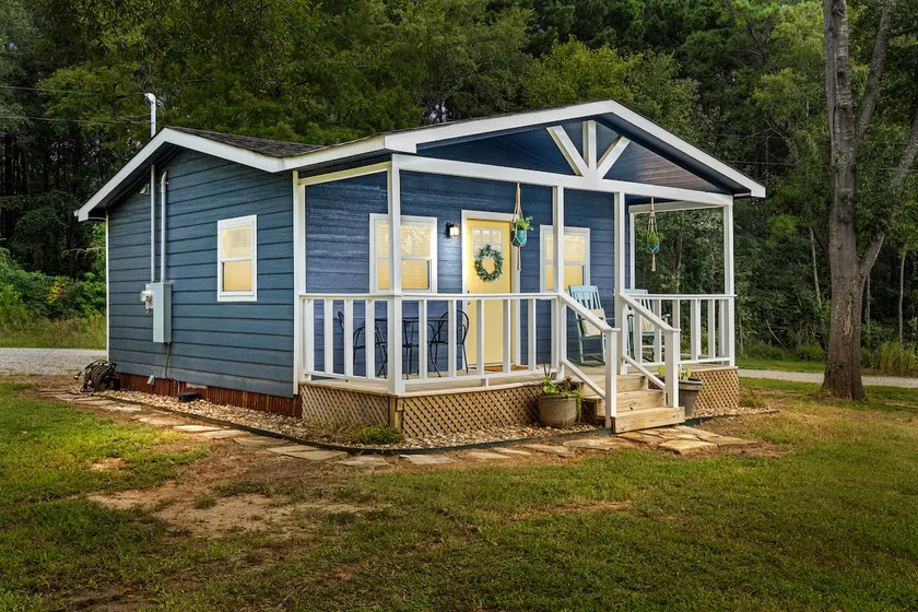 Pa's Shack - Image 1