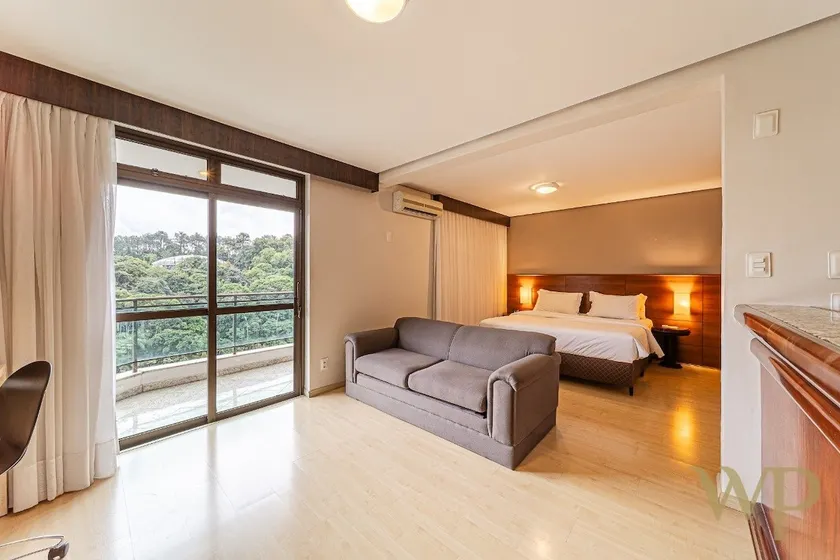 Suite Hotel - Image 1