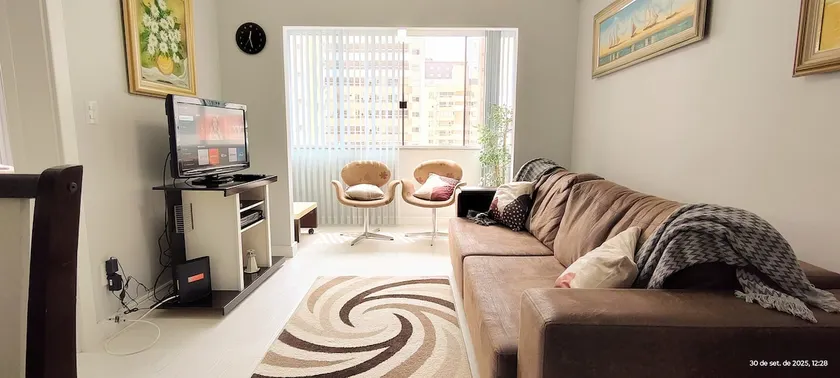 2 bedrooms with central air conditioning - Image 1