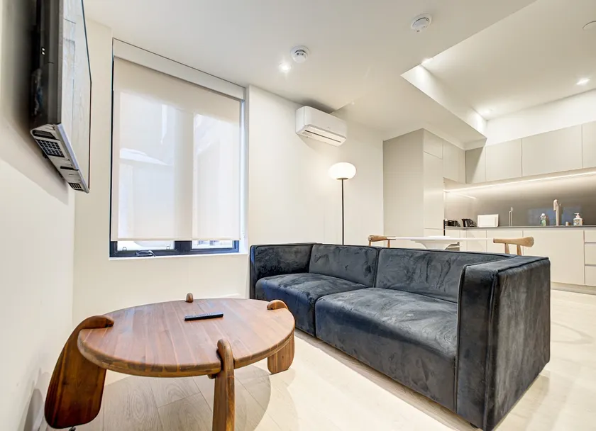 Stylish 1 Bedroom in Central Montreal | 27 - Image 1