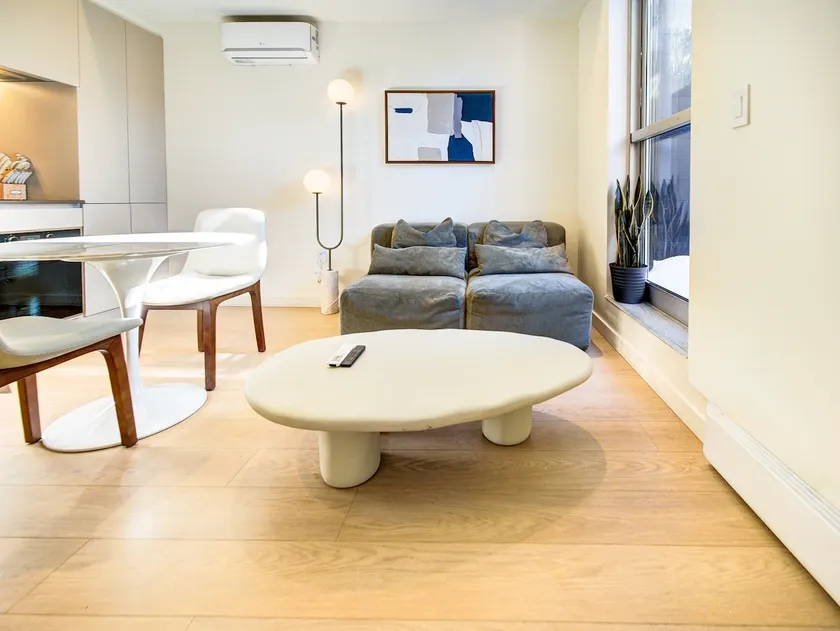 1 bed condo in the Heart of Downtown MTL | 35 - Image 1
