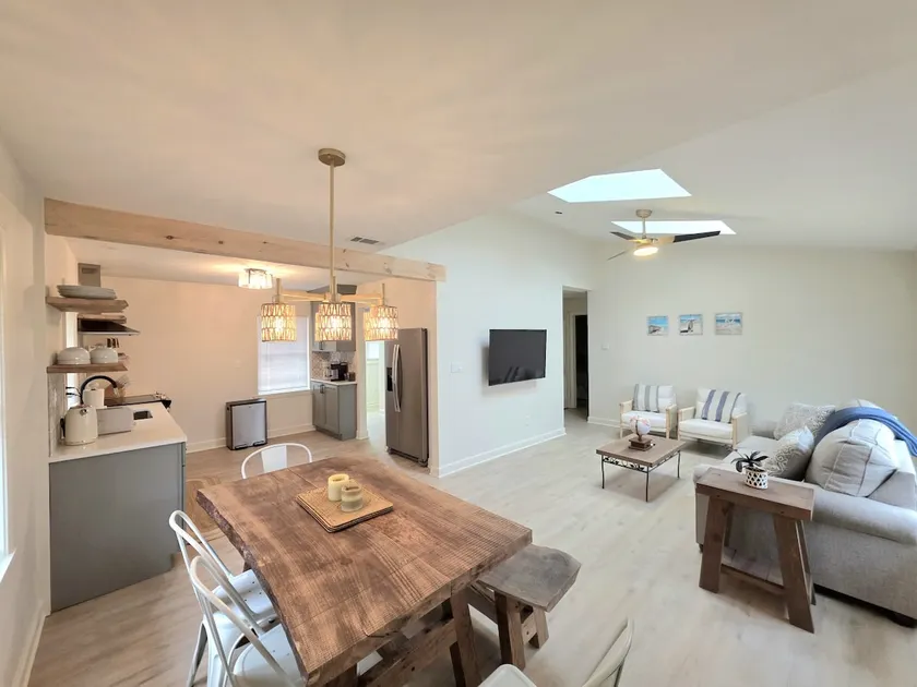 The Coastal Landing Stay - Image 1