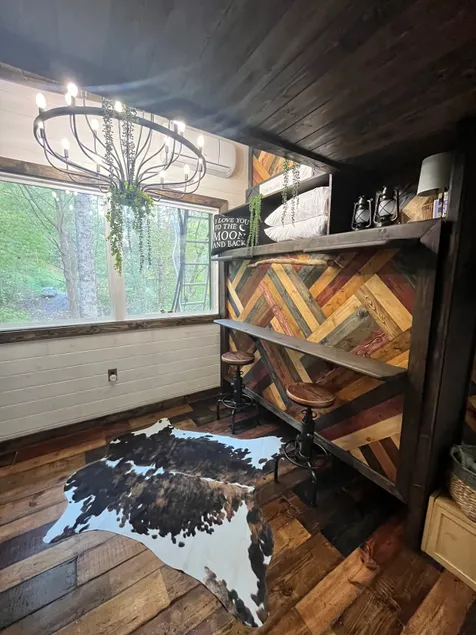 Tree Top Cottage “Experience” The Smoky Mountains - Image 1