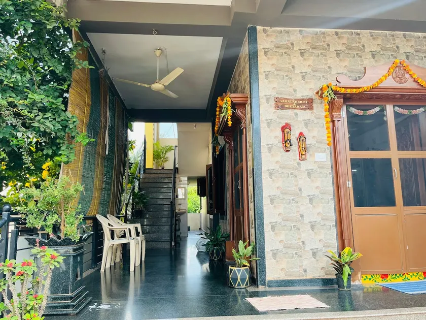 Happy Hampi Home - Image 1
