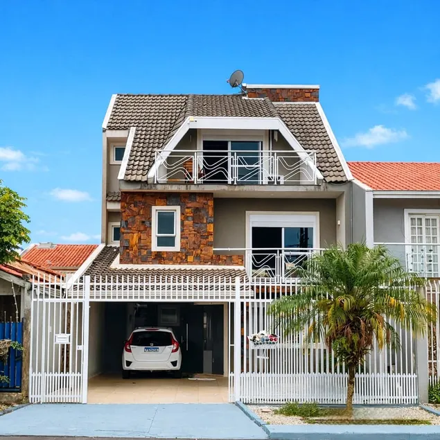 Premium Executive House - 4 Bedrooms - 2 Suites - Image 1