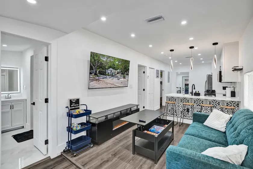 Miami Heart Retreat, Stylish & Central With Games - Image 1