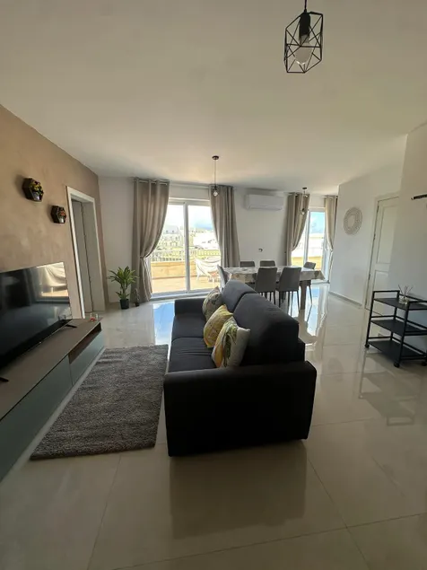 Penthouse with Jacuzzi -Sannat - Image 1