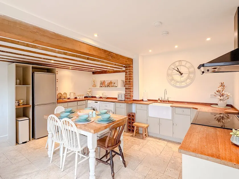 Hainford Cottage - Image 1
