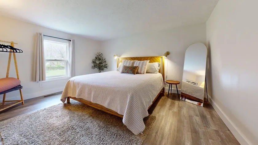 Pet-friendly cottage with fire pit - Image 1