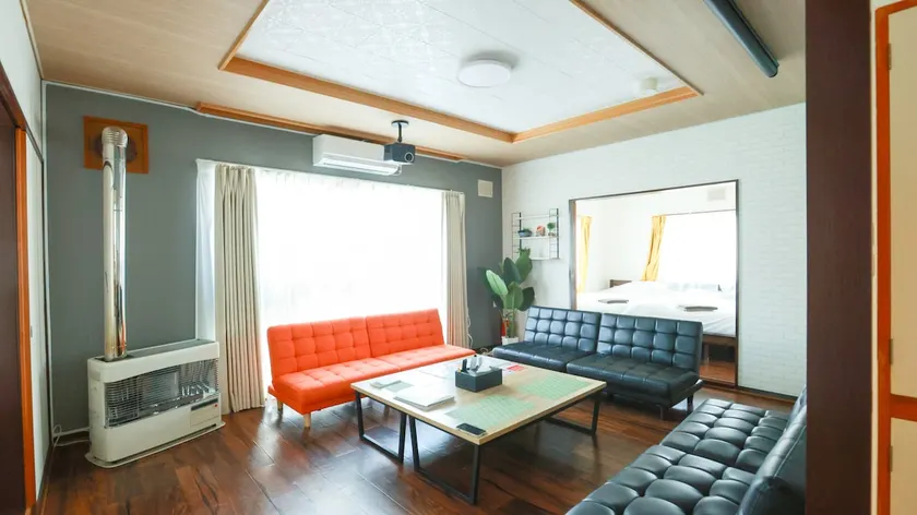 Easy access to Sapporo · Otaru! Entire rental space for families and groups · Up to 15 people · 3 bedrooms - Image 1