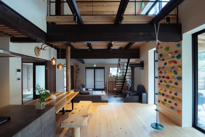A luxury old private house with a garden surrounding a wood-burning stove in the countryside of Nara - Image 1