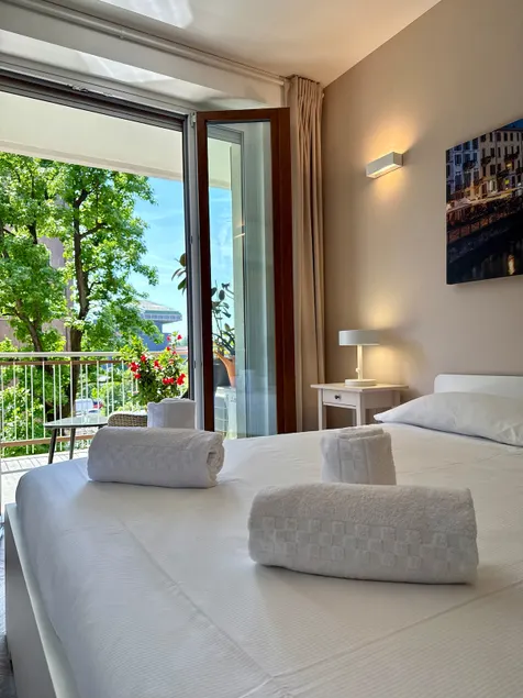 LURO Apartments - City Life Nest - Image 1