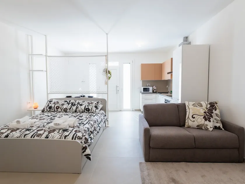 [Free parking] Elegant Suite in Empoli - Image 1