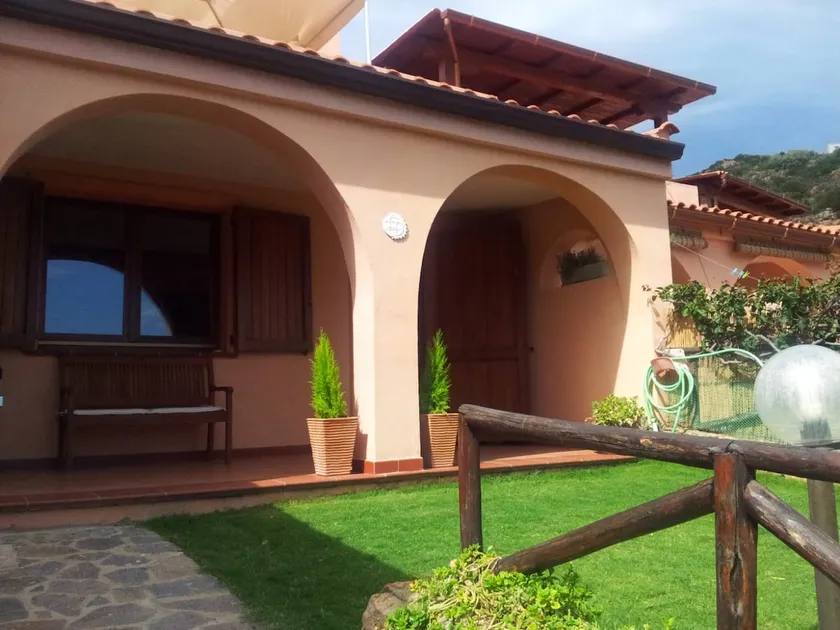 Villa Lobe - Image 1