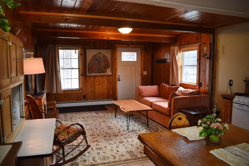 Trestle Farm - Image 1