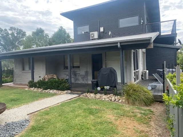 Golden Perch Cottage at Goulburn River Lodge - Image 1