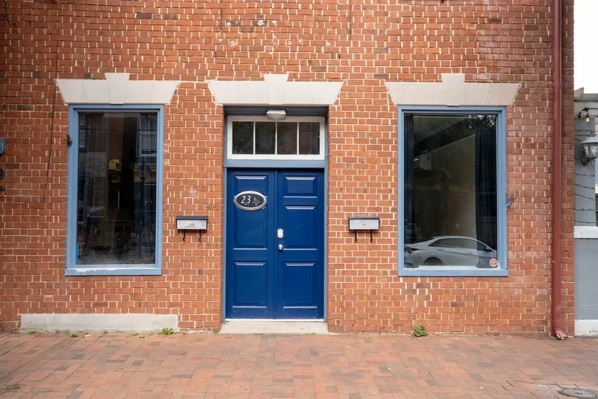 Old Towne Heritage Loft - Image 1