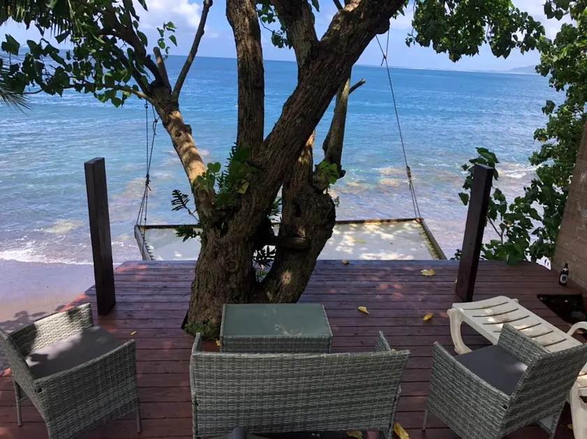 Watch the whales from your bungalow. Manunu - Image 1