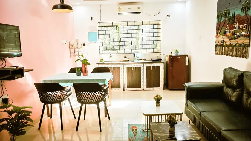 Vagator Vibes | Charming 2BHK | Pool | Restaurant - Image 1