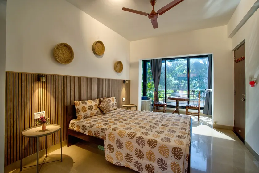 Sun-kissed 1BHK Vagator| French Windows. - Image 1