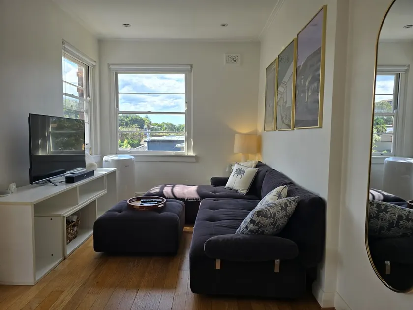 The Palm Suite on Francis - Image 1